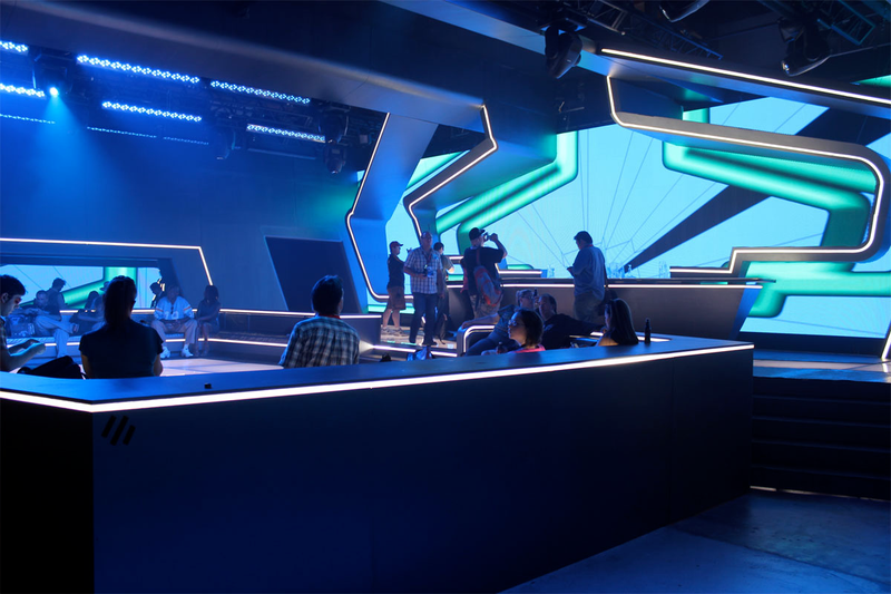 Illustration for article titled Take A Visual Tour Of Tron: Legacy's New 'Flynn's Arcade'